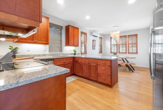 Building Photo - Kahoma Village Model Home, Fully Furnished...