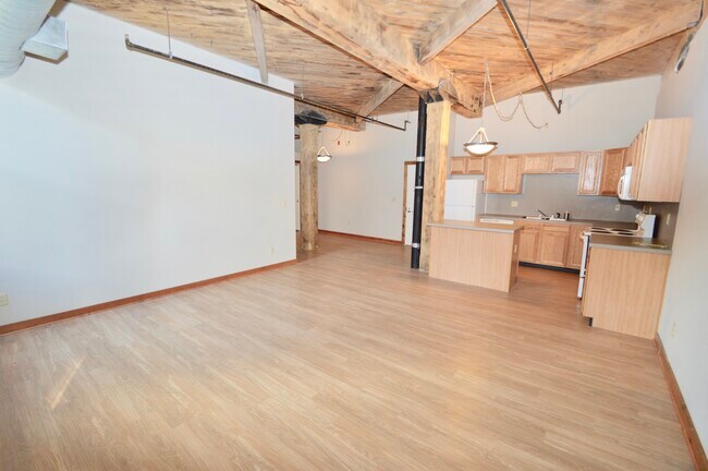Foto del edificio - 940 Monroe Ave NW