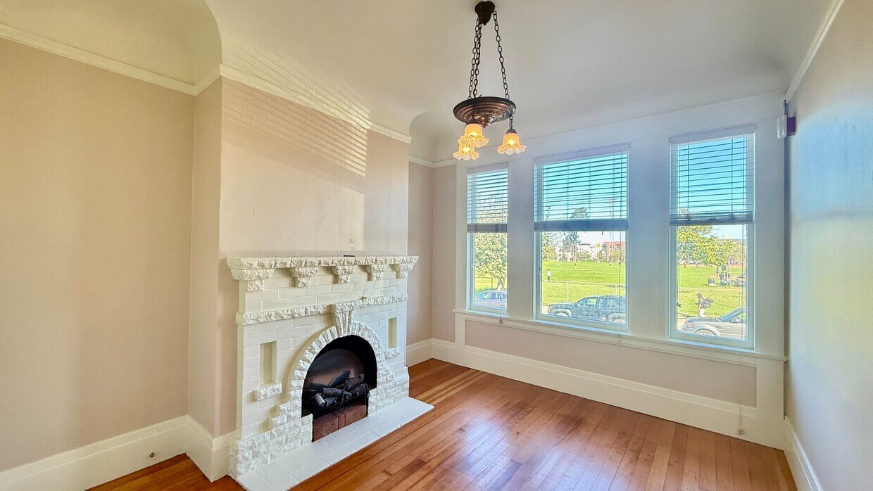 Foto principal - Charming Updated 2BR/1BA Marina Apartment ...