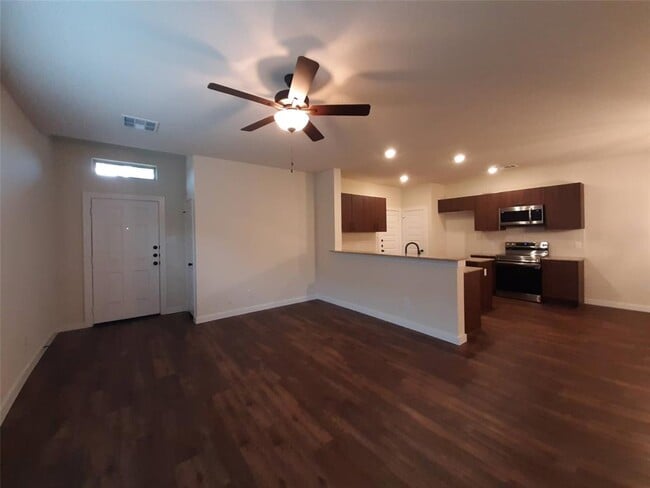 Building Photo - 25539 Starling Ln