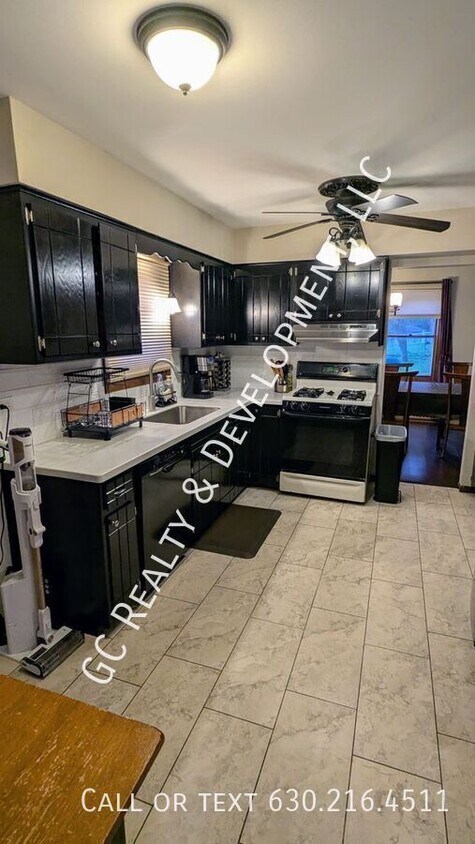 Foto principal - 27W181 Jewell Rd