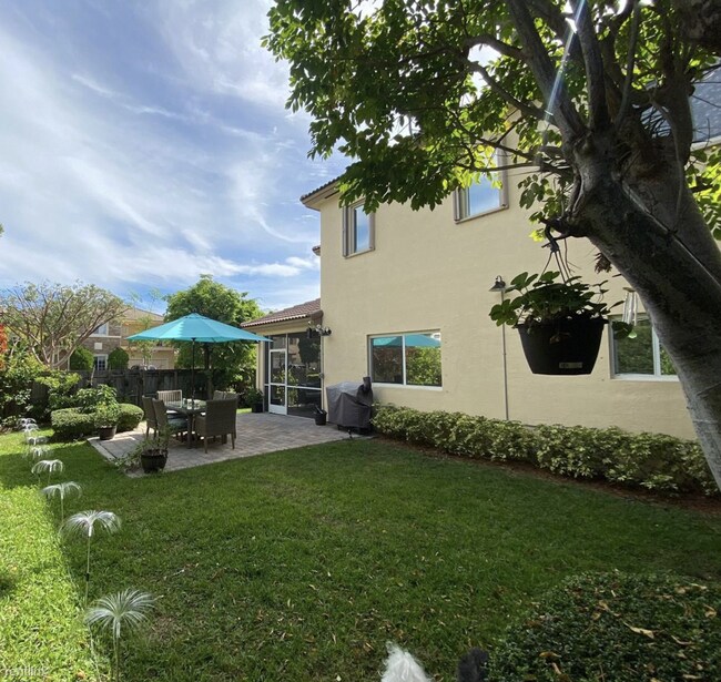 3 br, 2.5 bath House The Isles at Bayshore House Rental in Cutler