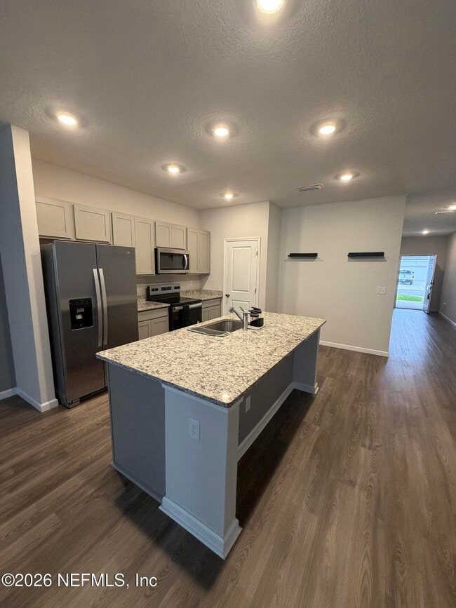 Building Photo - 14635 Macadamia Ln