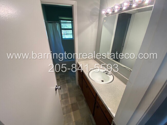 Foto del edificio - 1743 6th St NW