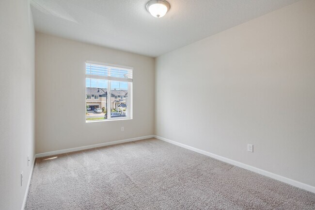 Building Photo - Beautiful 3 Bed, 3 Bath Rental Home in Happy Valley Neighborhood!