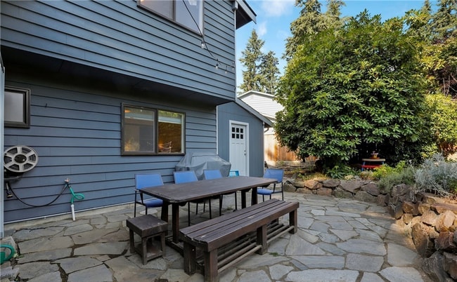 Foto del edificio - Beautifully Remodeled 4BR/2BA Home in Kirk...