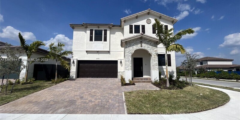 Primary Photo - 12901 SW 229th st
