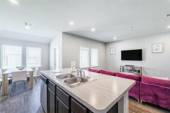 Building Photo - 5126 Morava Ln