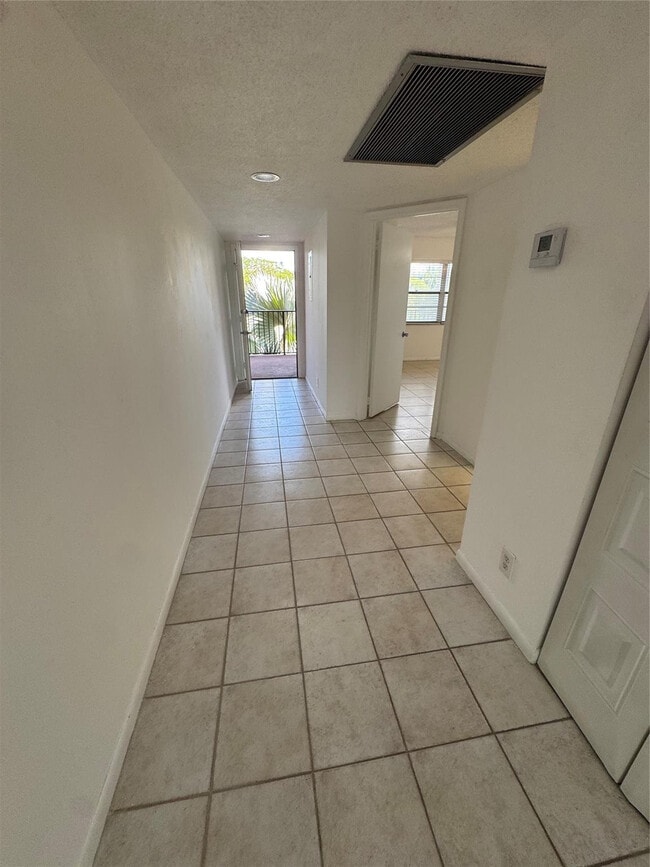 Building Photo - 300 SW 130th Terrace