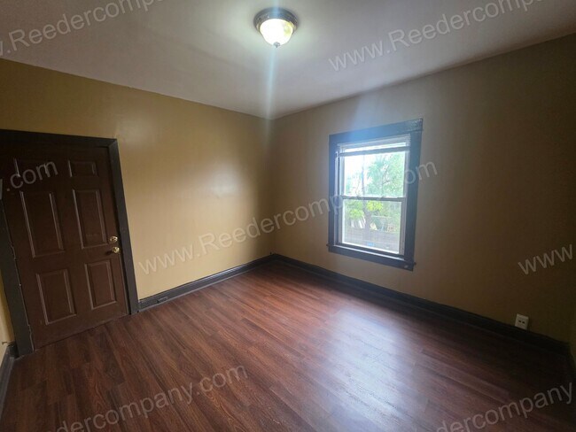 Foto del edificio - 4854 Tod Ave