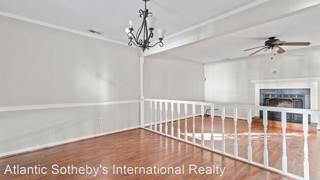 Foto del edificio - 3 br, 2.5 bath House - 5534 Campus Drive
