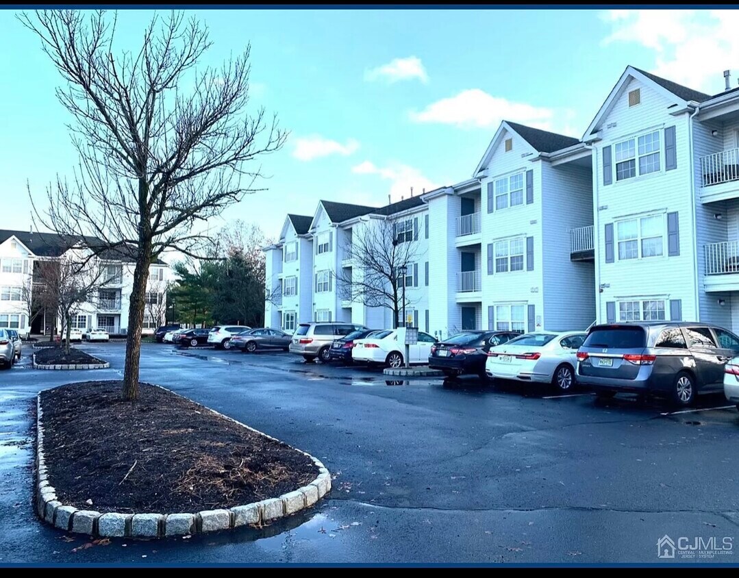 Primary Photo - 226 Waterford Dr