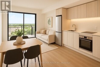 Building Photo - 3009 Novar Rd