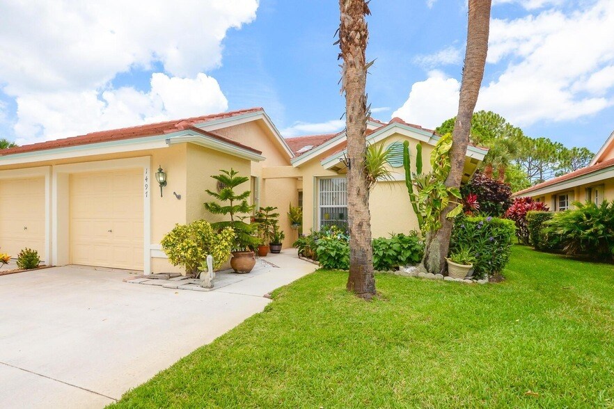 Foto principal - 1497 SW Greens Pointe Way