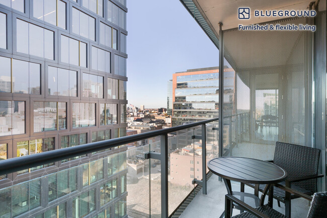 Foto del edificio - 730 W Couch Pl