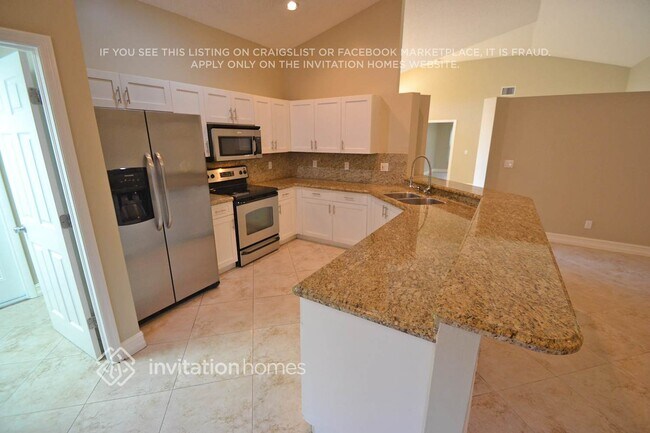 Foto del edificio - 12683 SW 8th Ct