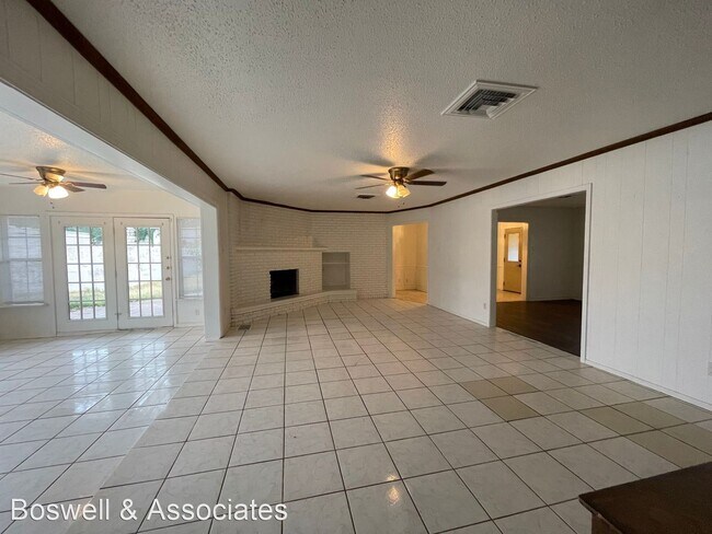 Building Photo - 3 br, 2 bath House - 2806 Lockheed Dr.