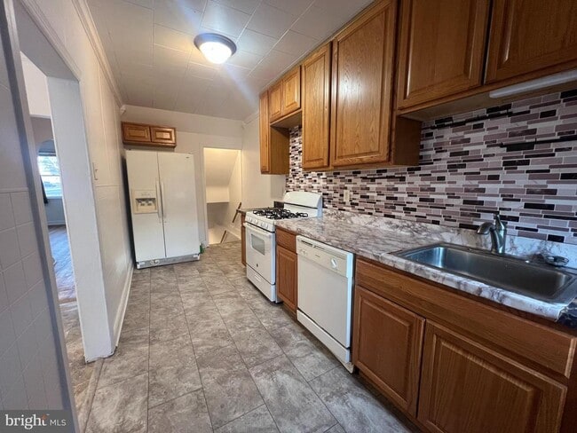 Foto del edificio - 2900 Cornwall Rd