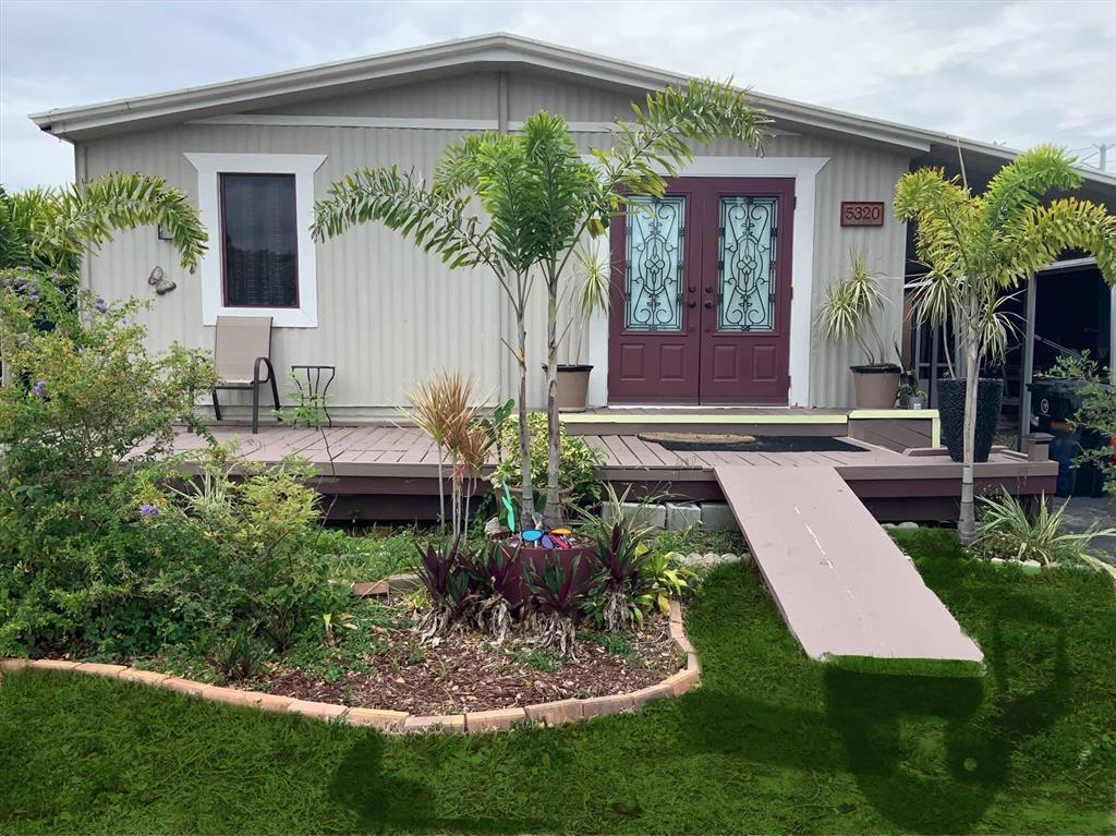 Foto principal - 5320 SW 26th Ter