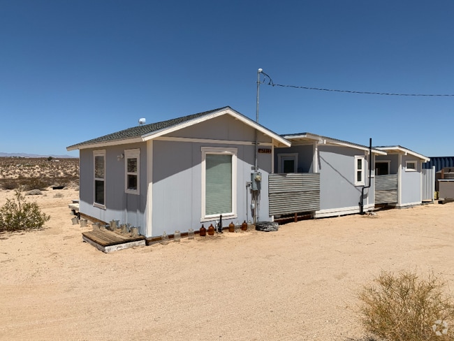 Building Photo - 67210 Giant Rock Rd