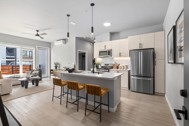 Building Photo - Highlands at Silverdale