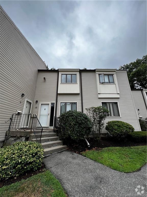 Building Photo - 715 Frenchtown Rd