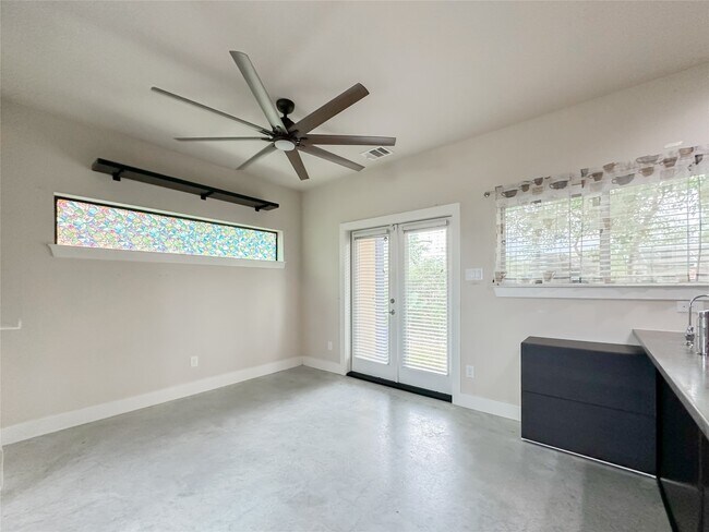 Foto del edificio - 68 Meadow Lea Dr