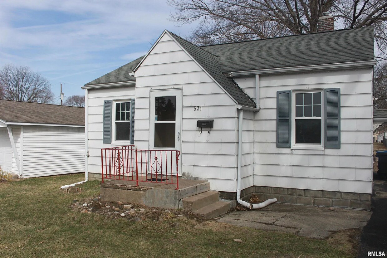 Primary Photo - 531 29th Ave