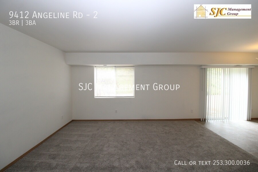 Foto principal - Townhome for rent in Bonney Lake