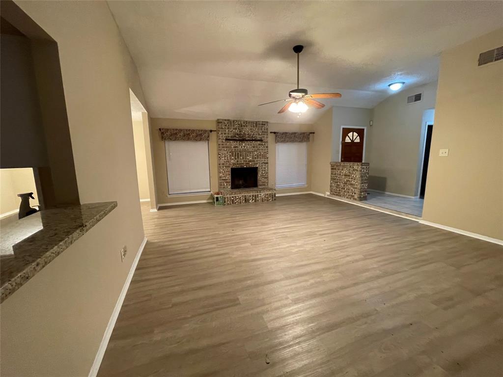 Foto principal - 1103 W Castlewood Ave