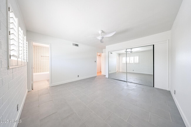 Building Photo - 6544 N 12th St