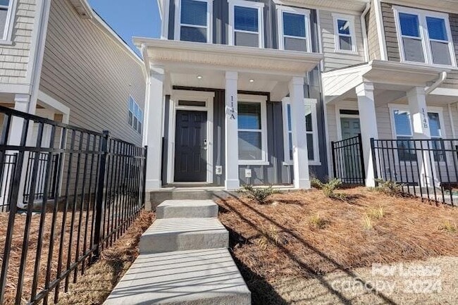 Foto del edificio - 102 Abercorne Wy