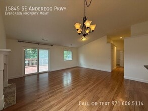 Building Photo - 15845 SE Anderegg Pkwy