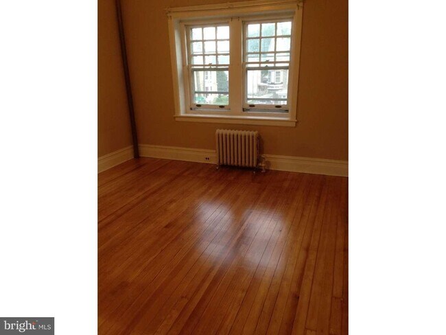 Building Photo - 441 Lyceum Ave