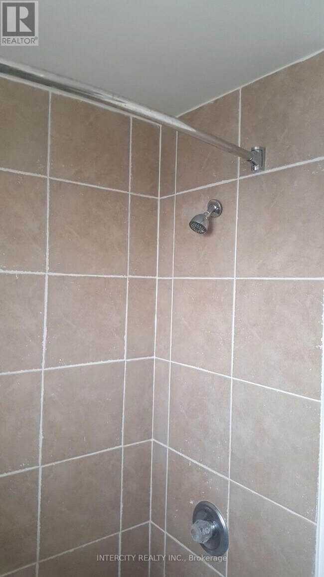 Photo du bâtiment - 14 N Alarton St