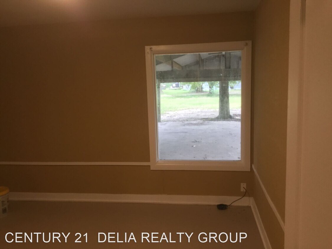 Building Photo - 2 br, 1 bath House - 2604 Bailey Rd