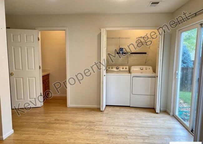 Building Photo - 3433 Bale Dr