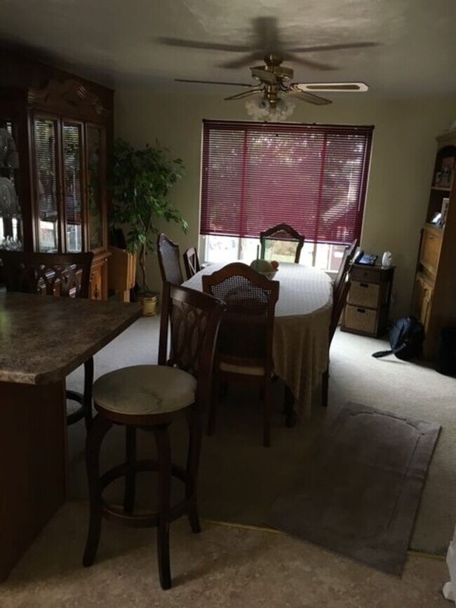 Foto del edificio - Munhall/Homestead Park 3BR House