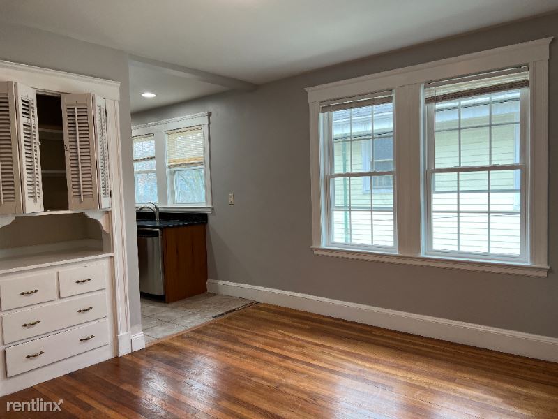 Primary Photo - 3 br, 1 bath Condo - 53 S Waverly St 2 Unit 2