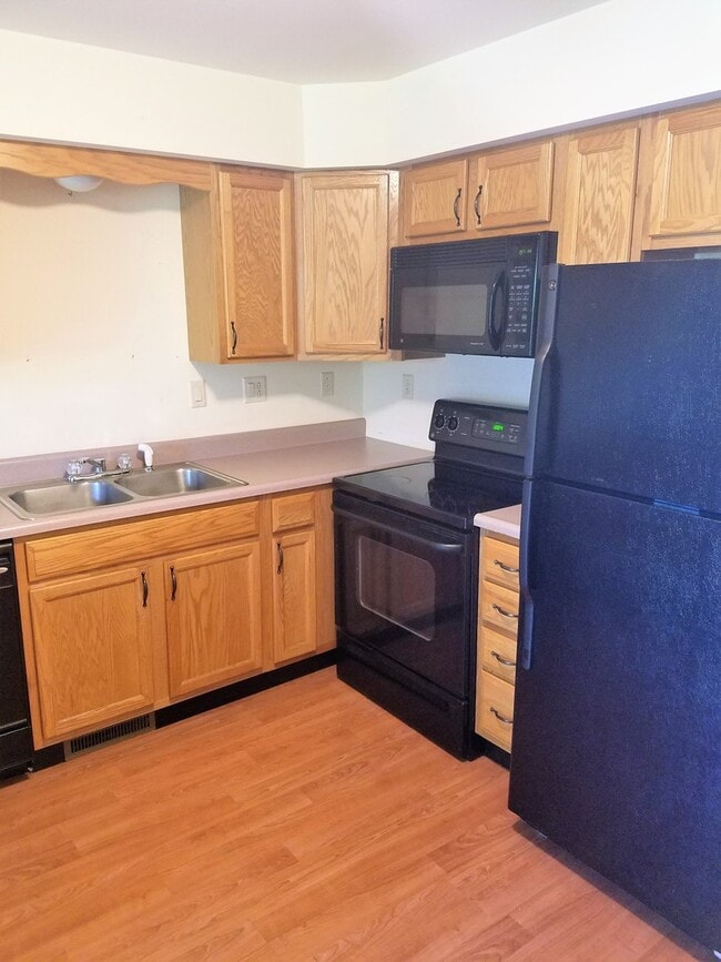 Building Photo - 309 Chadham Ct