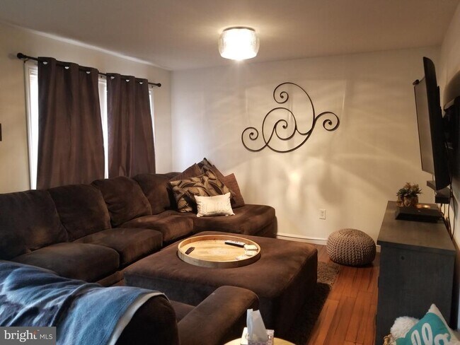 Foto del edificio - 3460 Orange Grove Ct