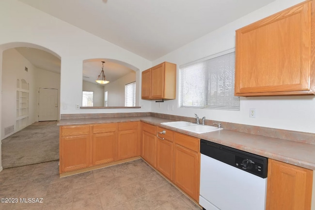 Building Photo - 2962 River Creek Pl