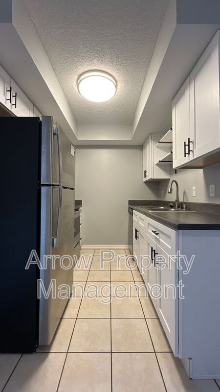 Building Photo - 3405 Holdrege St