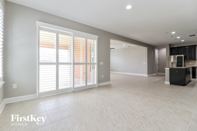 Building Photo - 31543 Fairhill Dr