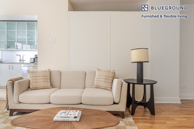 Building Photo - 30 Park Ave