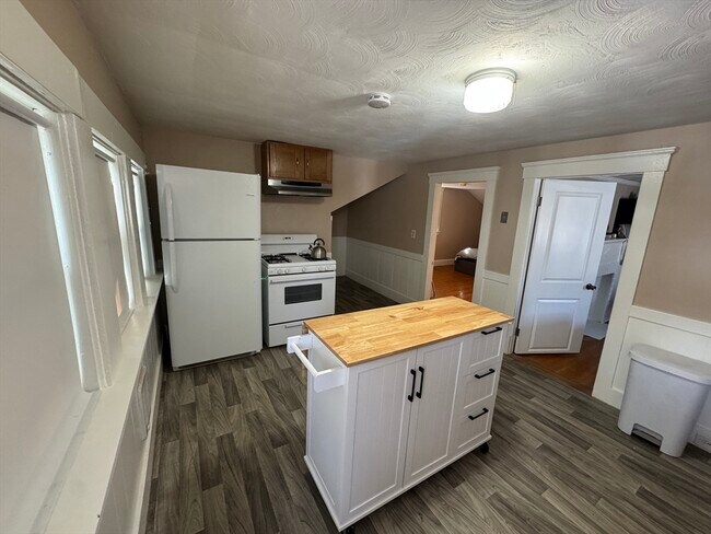 Foto del edificio - 187 Danforth St