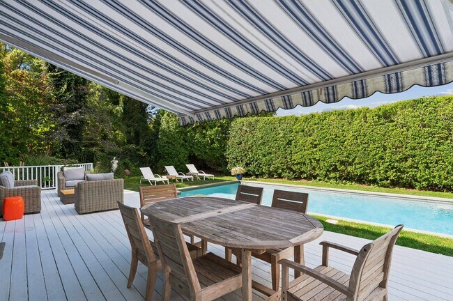 Foto del edificio - 25 Meadowgrass Ln