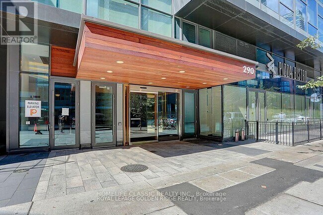 Photo du bâtiment - 290 Adelaide St W