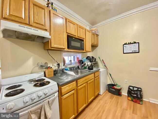 Foto del edificio - 1849 N 17th St