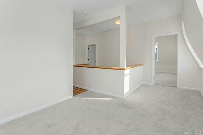 Foto del edificio - 11 Edgemont Rd